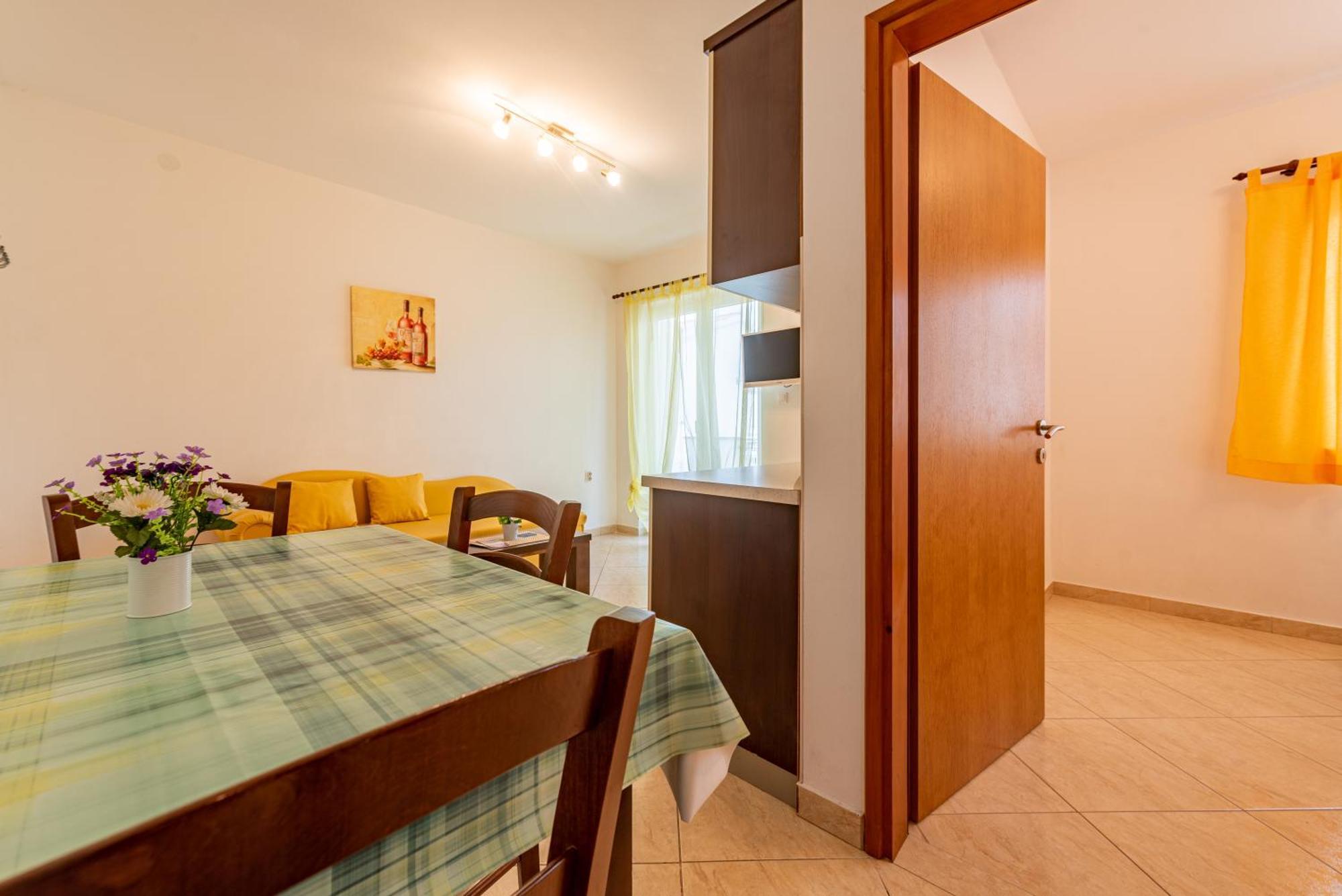 Apartamento Haus Toni Ražanac Exterior foto