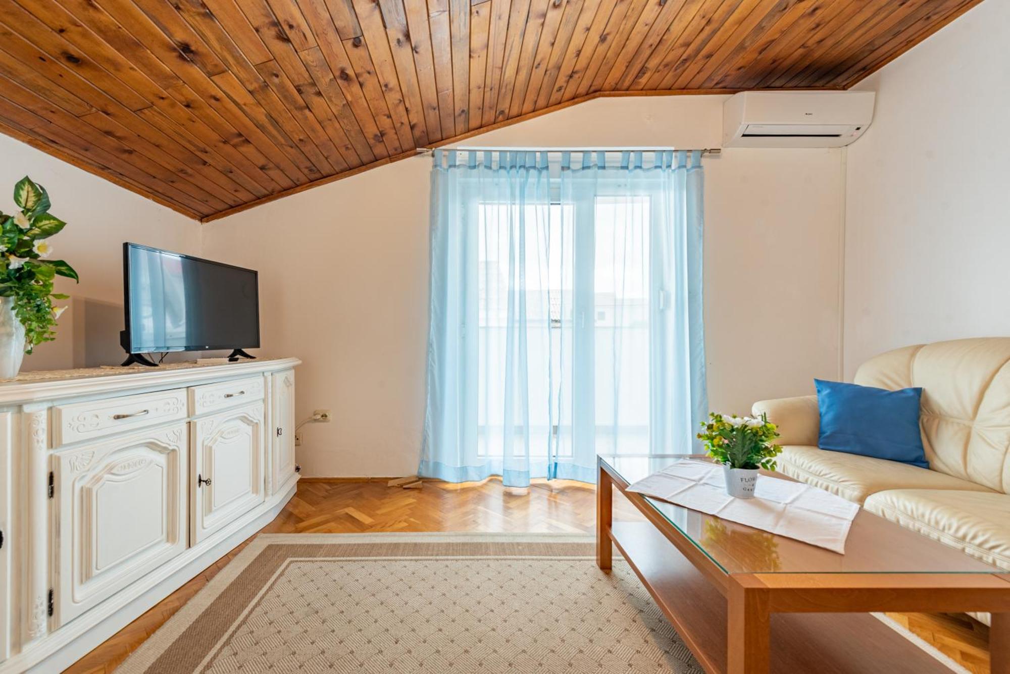 Apartamento Haus Toni Ražanac Exterior foto